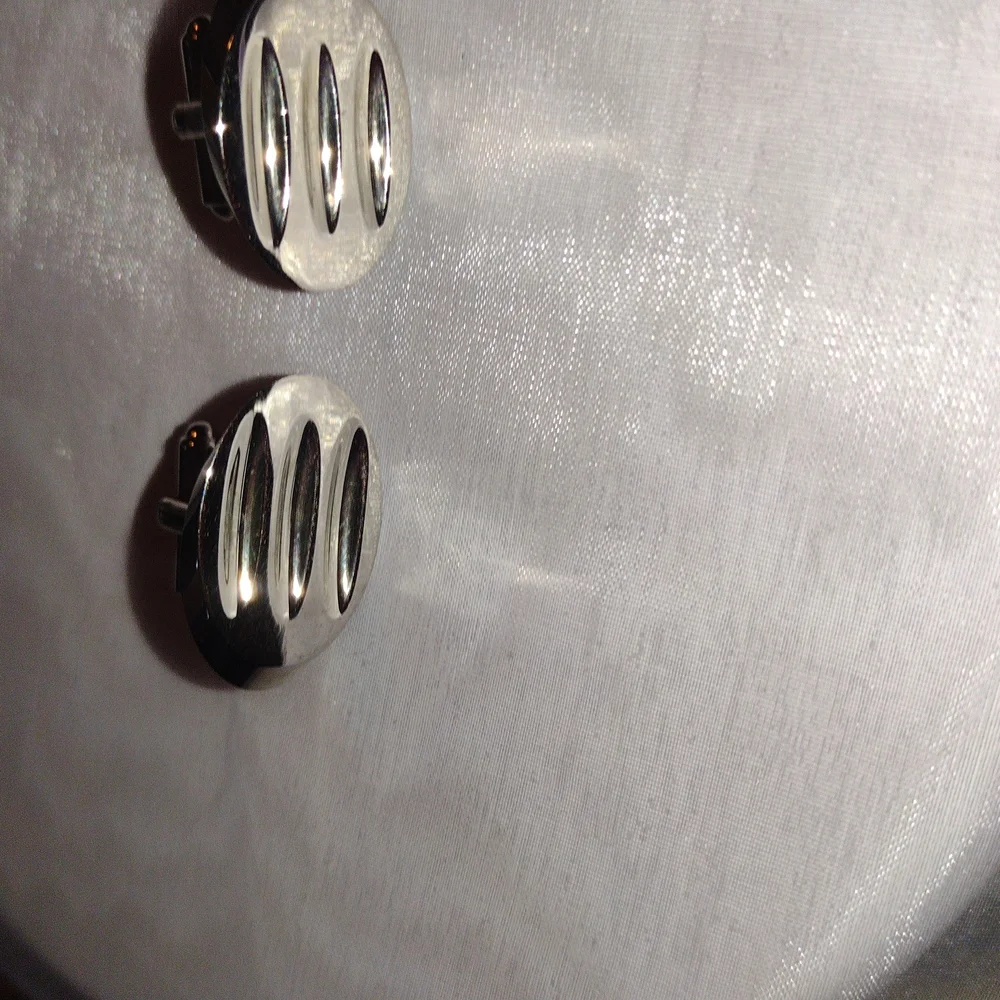 VINTAGE Silver Oval Striped Cufflinks